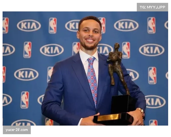 库里场外商业收入超工资体现多元财富积累 库里场外商业收入超工资体现多元财富积累