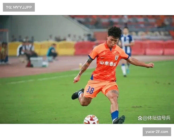 山东泰山谢文能红牌离场 防守纪律性影响整体效率